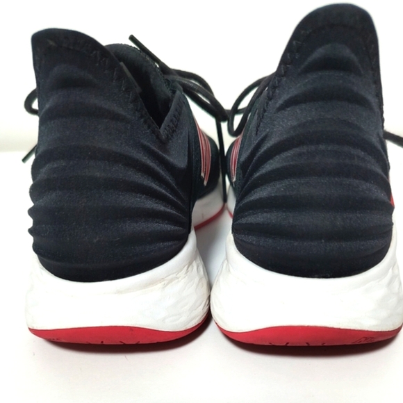 New Balance Fresh Foam ROAV Men's Running Shoes / Size 8 - Picture 3 of 7